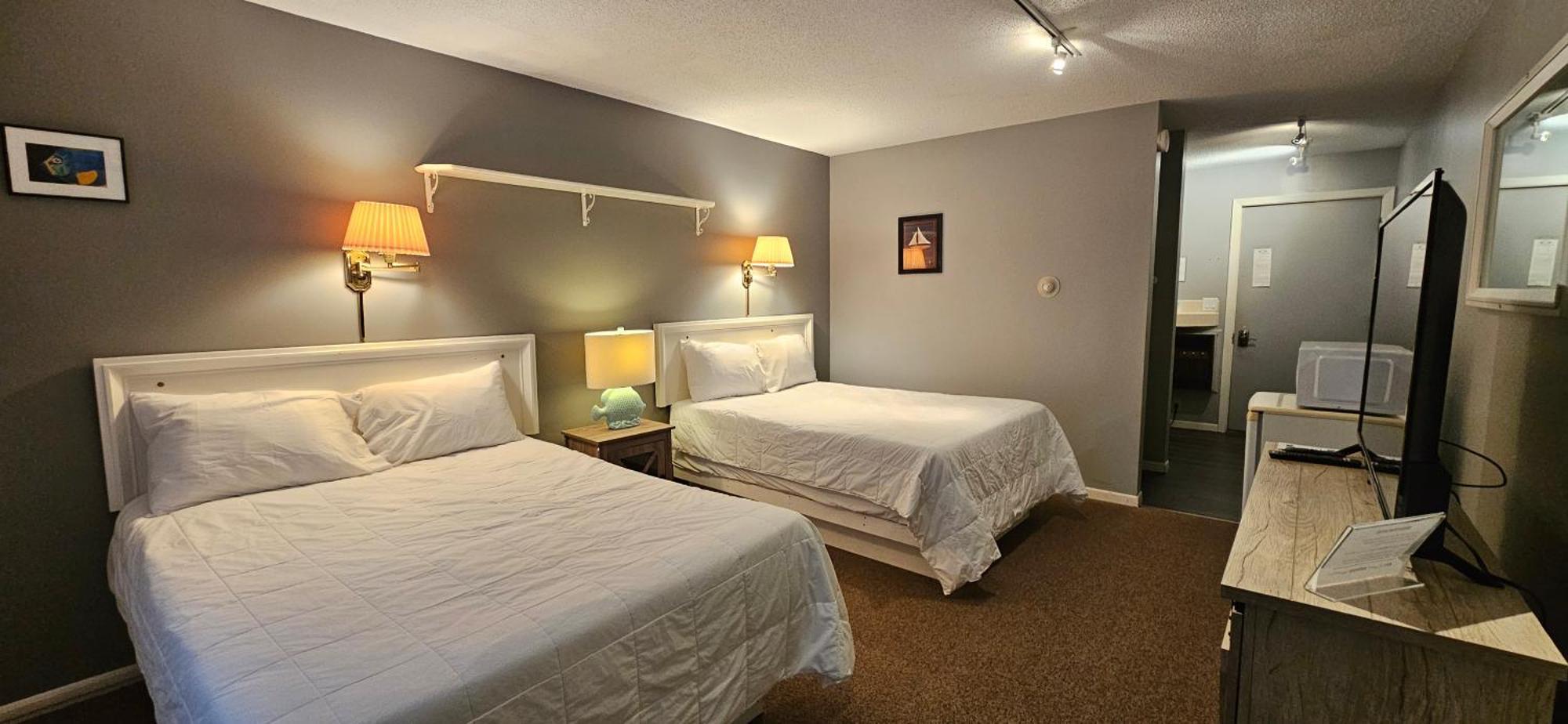 Chequamegon Lake Superior Lodge 贝菲尔德 外观 照片