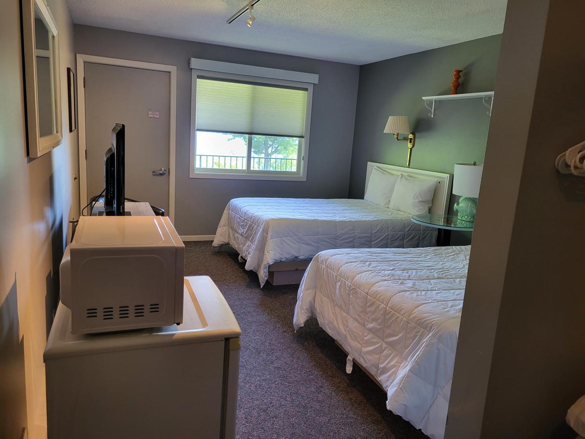 Chequamegon Lake Superior Lodge 贝菲尔德 外观 照片