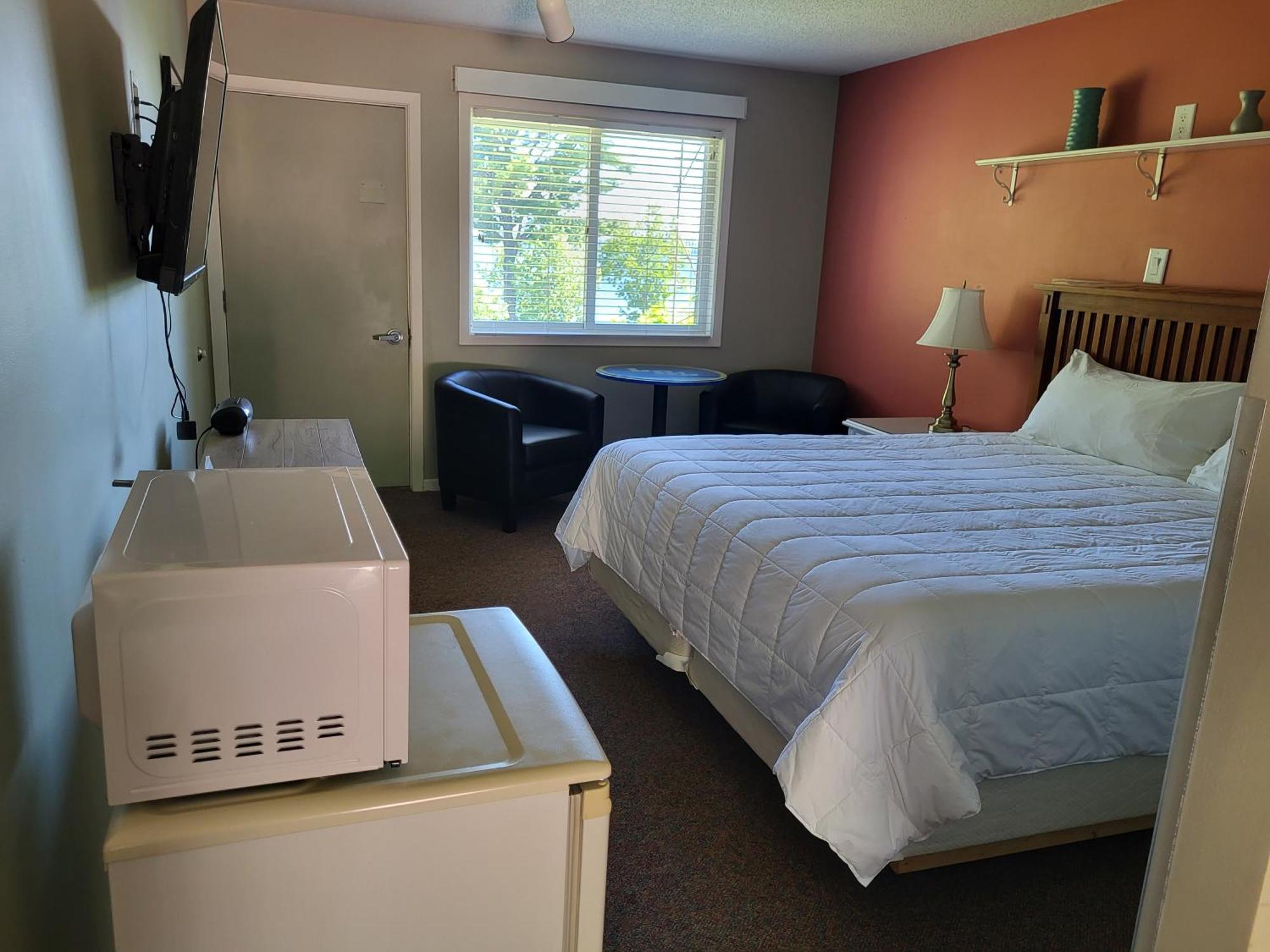 Chequamegon Lake Superior Lodge 贝菲尔德 外观 照片