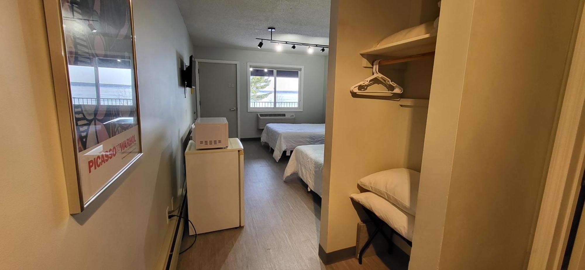Chequamegon Lake Superior Lodge 贝菲尔德 外观 照片